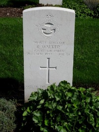 Klagenfurt War Cemetery - Walker, Ronald
